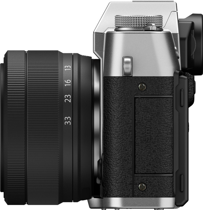 Fujifilm X-T30 III Silver + 13-33mm f/3.5-6.3 left side