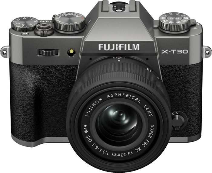 Fujifilm X-T30 III Charcoal Silver + 13-33mm f/3.5-6.3 front