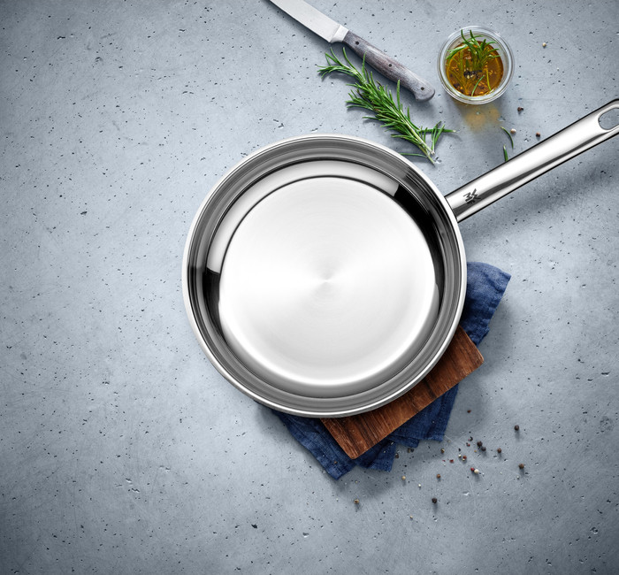 WMF Profi Frying Pan 28cm product in use