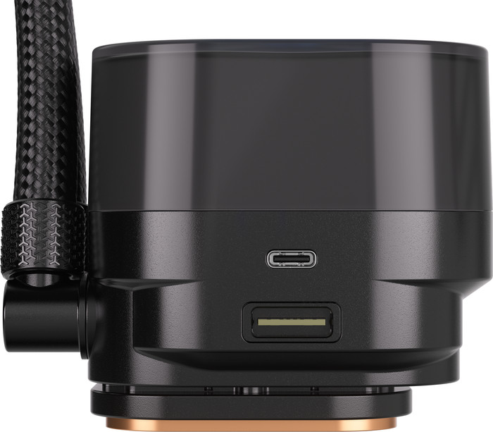 CORSAIR iCUE LINK TITAN 360 RX RGB detail