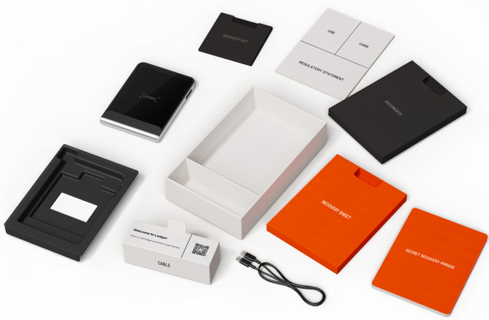 Ledger Flex including Recovery Key Ferro Fuchsia accessory