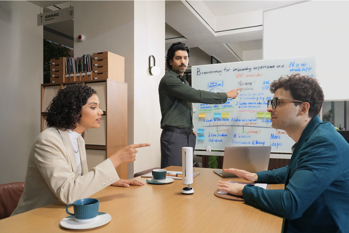 Insta360 Wave Arctic White produkt in gebrauch