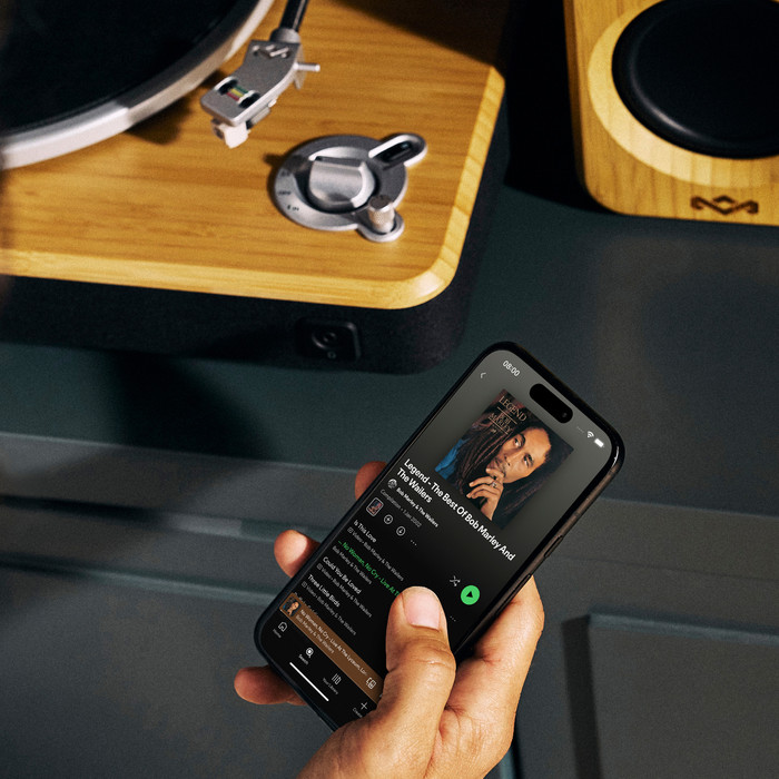 House of Marley Stir It Up 2 TT + Lautsprecher produkt in gebrauch