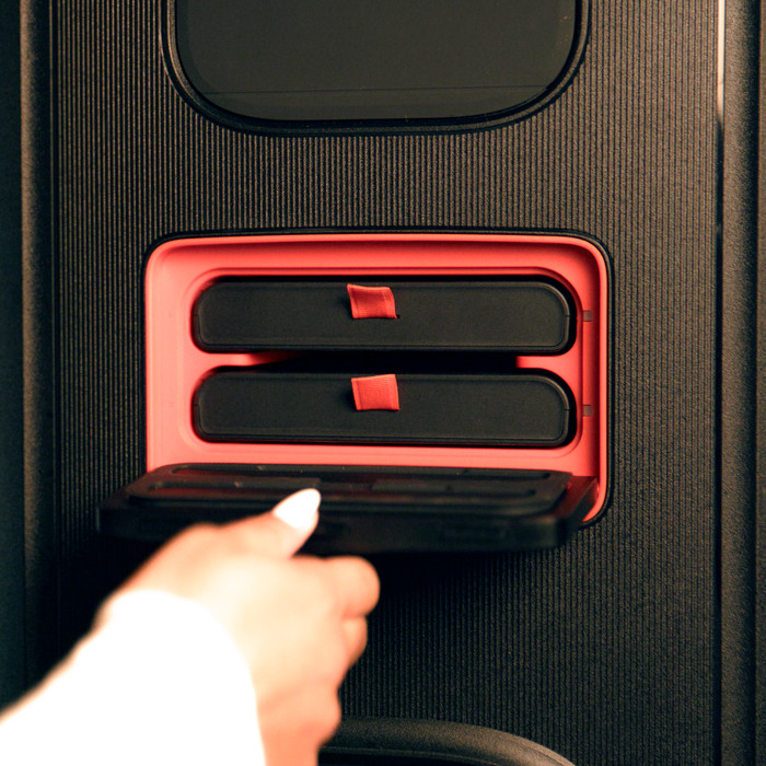 JBL Charging Case 600 Duo Pack product in use