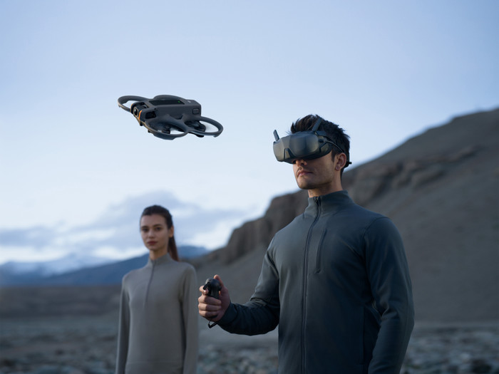 DJI Avata 2 Fly Smart Combo (Three Batteries) produkt in gebrauch