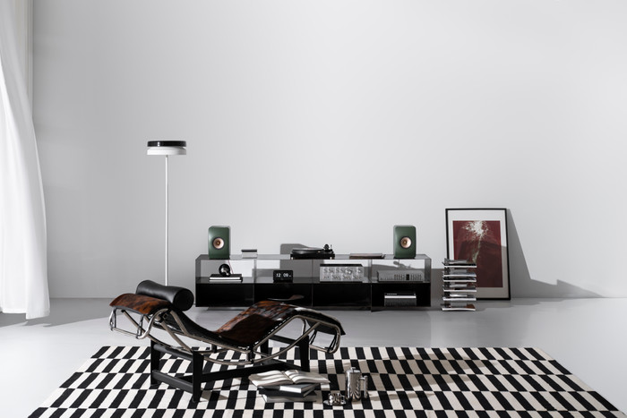 KEF LS50 META (per pair) Green product in use