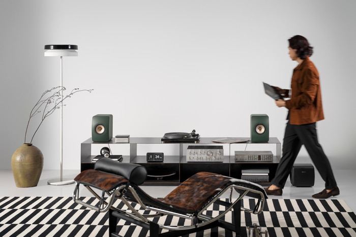 KEF LS50 META (per pair) Green product in use