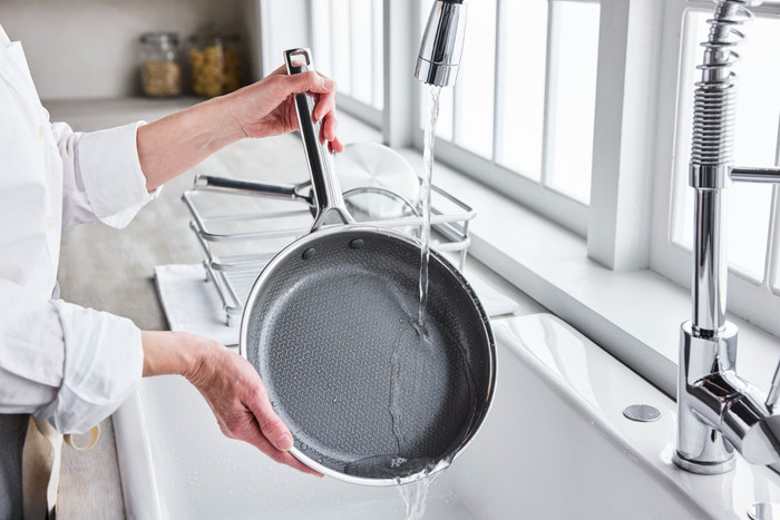 Greenpan Apex Open Bratpfanne 28 cm produkt in gebrauch