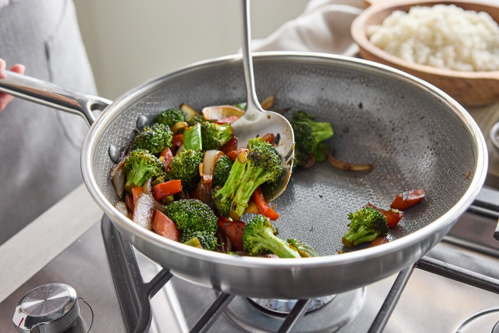 Greenpan Apex Wok 28 cm produkt in gebrauch