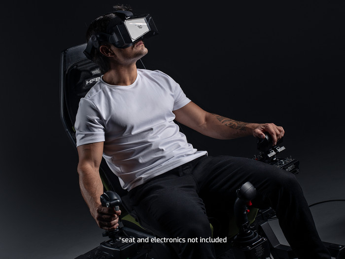 Next Level Racing HF8 PRO Haptic Feedback Gaming Pad detail