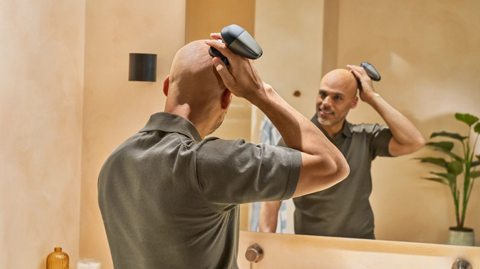 Philips Headshaver Series 7000 HS7980/15 produkt in gebrauch