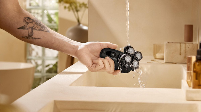 Philips Headshaver Series 7000 HS7980/15 produkt in gebrauch