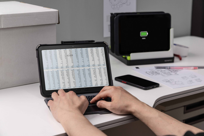 Samsung Galaxy Tab Active5 Pro 10,1 Zoll 256GB Wi-Fi + 5G produkt in gebrauch