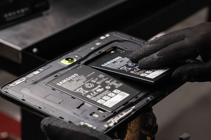 Samsung Galaxy Tab Active5 Pro 10,1 Zoll 256GB Wi-Fi + 5G produkt in gebrauch