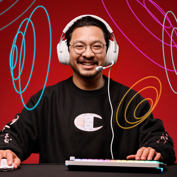 HyperX Cloud III Wired Gaming-Headset - Weiß (PC, PS5, Xbox Series X/S) visueller lieferant