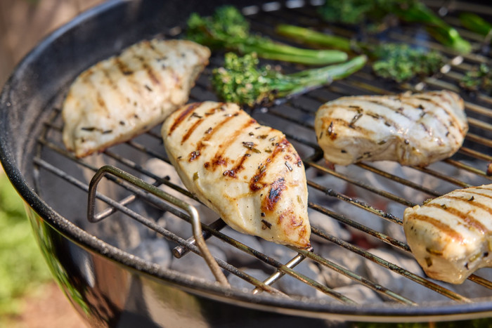 Weber Original Kettle 57cm Black detail