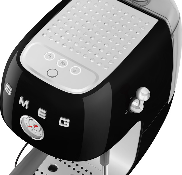 SMEG ECF03BLEU Schwarz detail