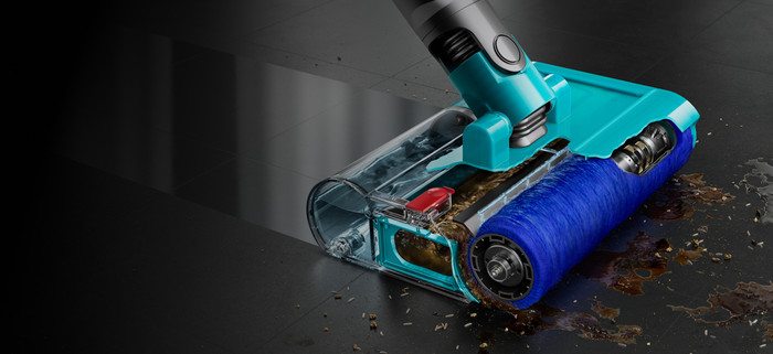 Dyson Cyclone V10 Submarine product in use