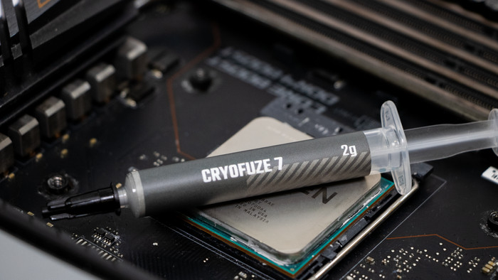 Cooler Master CryoFuze 7 Wärmeleitpaste - 4 g produkt in gebrauch