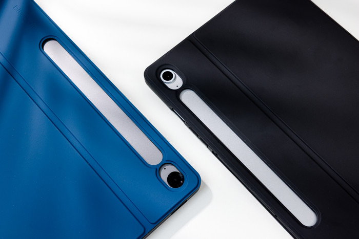 BlueBuilt Samsung Galaxy Tab S9 / S9 FE / S10 FE / S10 Lite Book Case Blau produkt in gebrauch