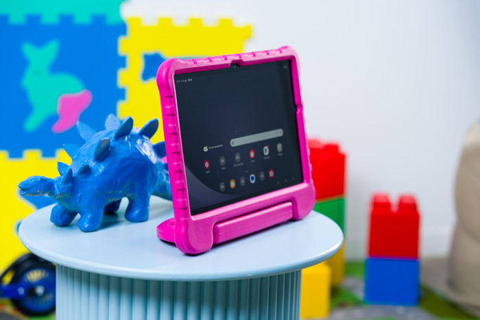 BlueBuilt Samsung Galaxy Tab A9 Plus Kids Cover Pink product in use