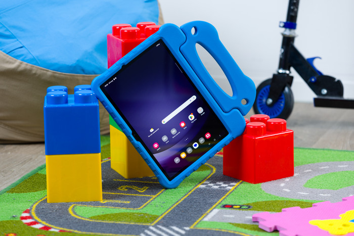 BlueBuilt Samsung Galaxy Tab A9 Plus Kids Cover Blue product in use