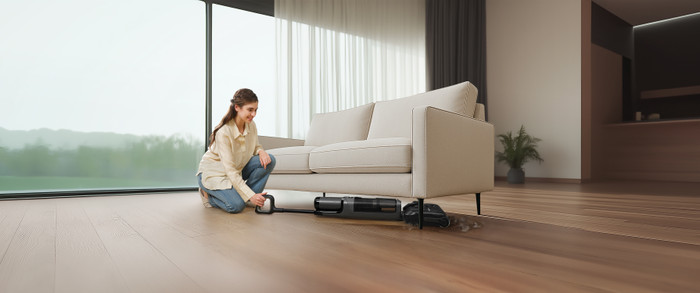 Tineco i6 Stretch Plus product in use