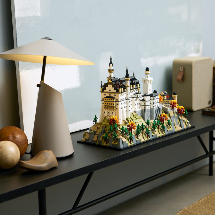 LEGO Architecture Schloss Neuschwanstein 21063 produkt in gebrauch
