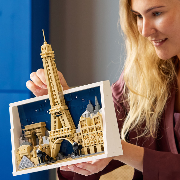 LEGO Architecture Paris - Stadt der Liebe 21064 produkt in gebrauch