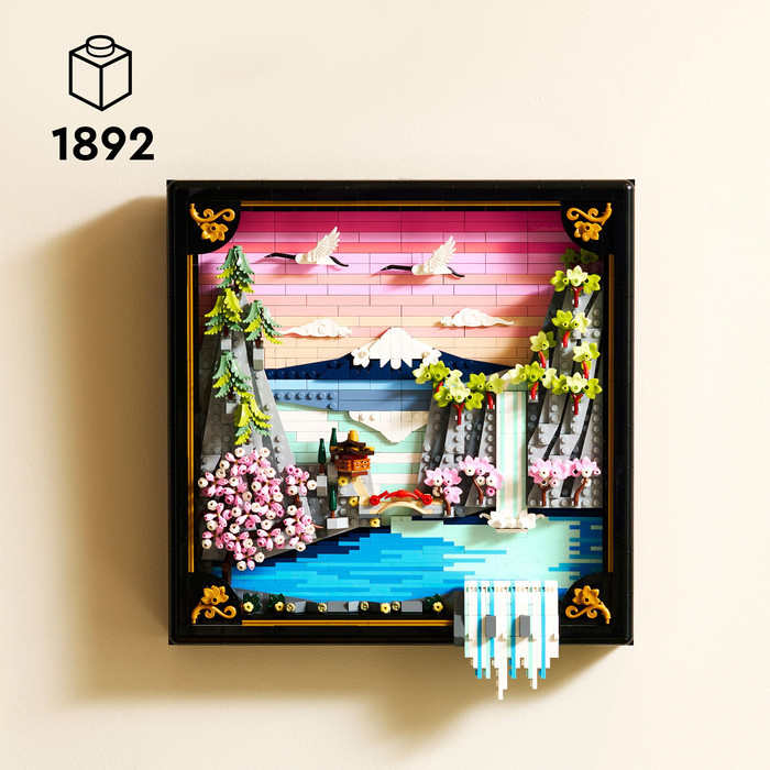 LEGO Art Japanese Cherry Blossom 31218 product in use