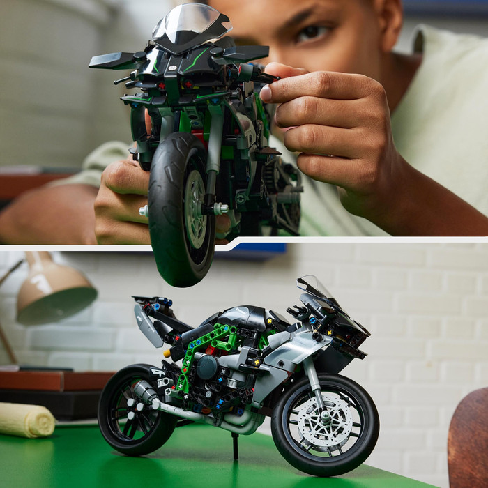 LEGO Technic Kawasaki Ninja H2R Motorrad 42170 produkt in gebrauch