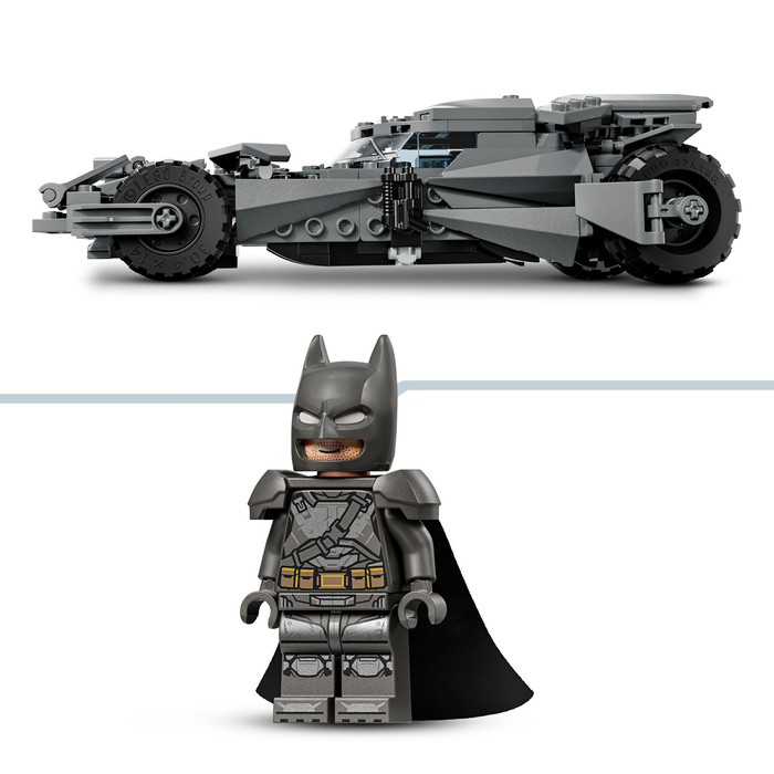 LEGO DC Batman vs. Superman: Batmobil 76331 produkt in gebrauch