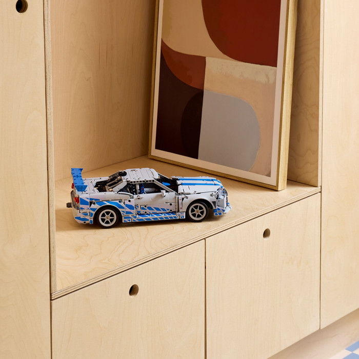 LEGO Technic 2 Fast 2 Furious Nissan Skyline GT-R (R34) Flitzer 42210 produkt in gebrauch