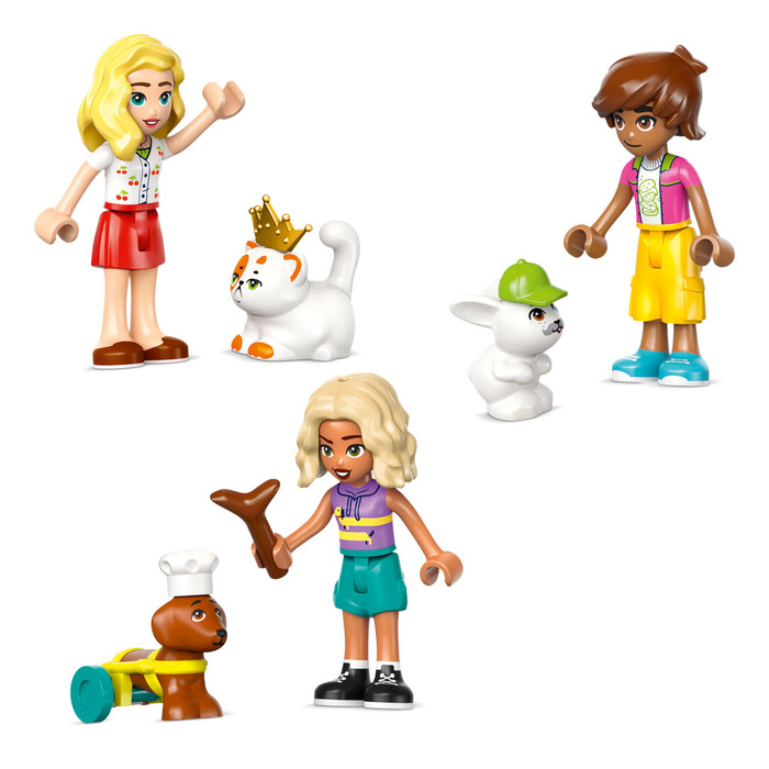 LEGO Friends Pet Accessories Shop 42650 product in use