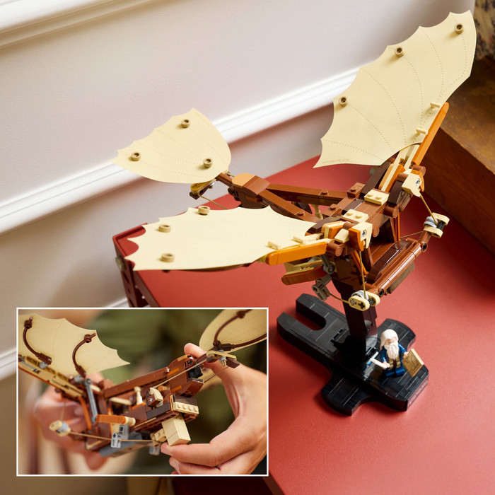 LEGO Icons Leonardo da Vinci's Flying Machine 10363 product in use