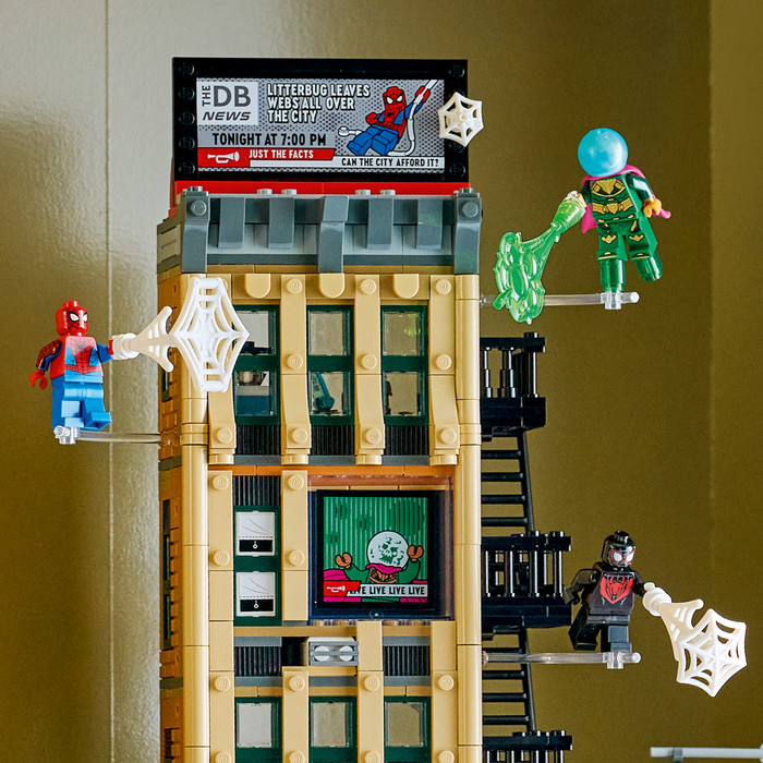 LEGO Marvel Spider-Man vs. Mysterio: Daily Bugle 76342 produkt in gebrauch