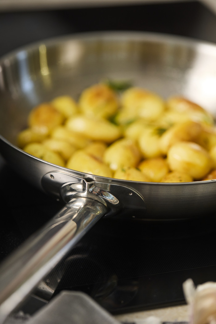 Demeyere Classic 3 Bratpfanne 24 cm detail