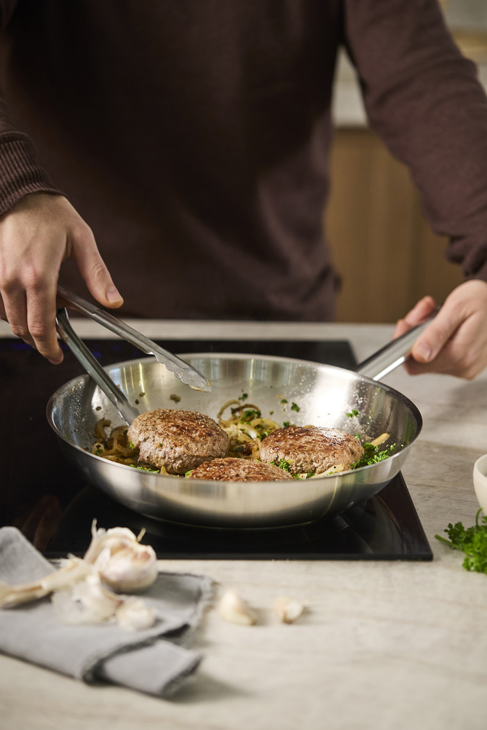 Demeyere Classic 3 Bratpfanne 24 cm produkt in gebrauch