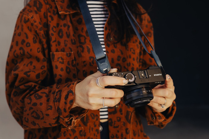 Peak Design Leash Ocean (Blue) detail