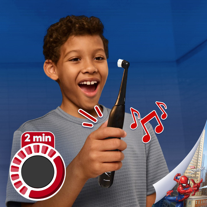 Oral-B iO Kids 6+ Spiderman produkt in gebrauch