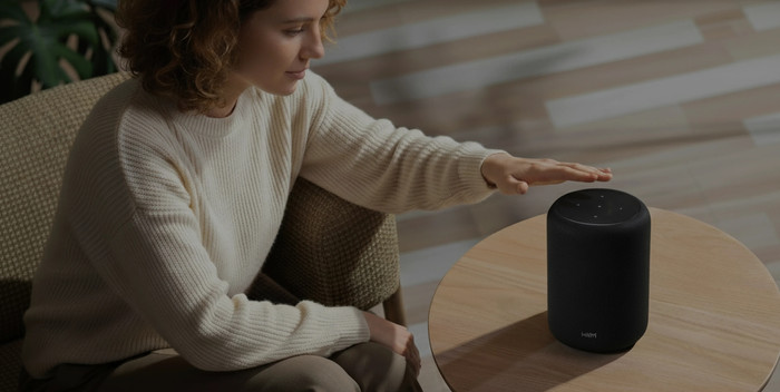 WiiM Sound Lite Black product in use