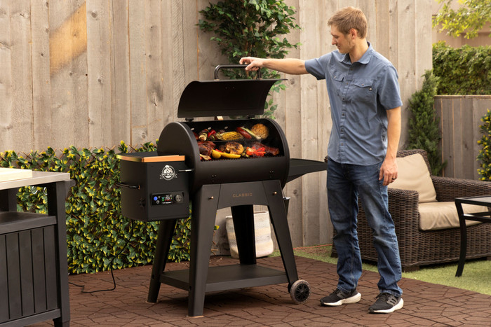 Pitboss Onyx Austin XL produkt in gebrauch