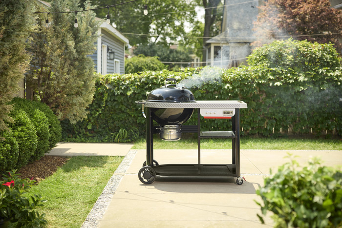 Weber Performer Premium product in use