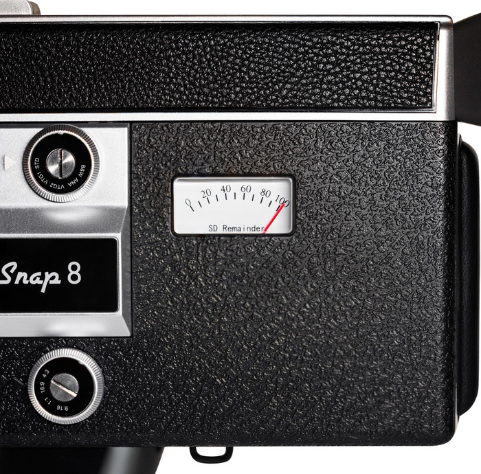Camp Snap CS-8 Digital Video Camera detail