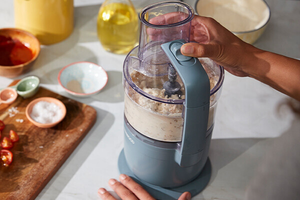 Kenwood Multipro Go FDP23.380GY Storm Blue product in use