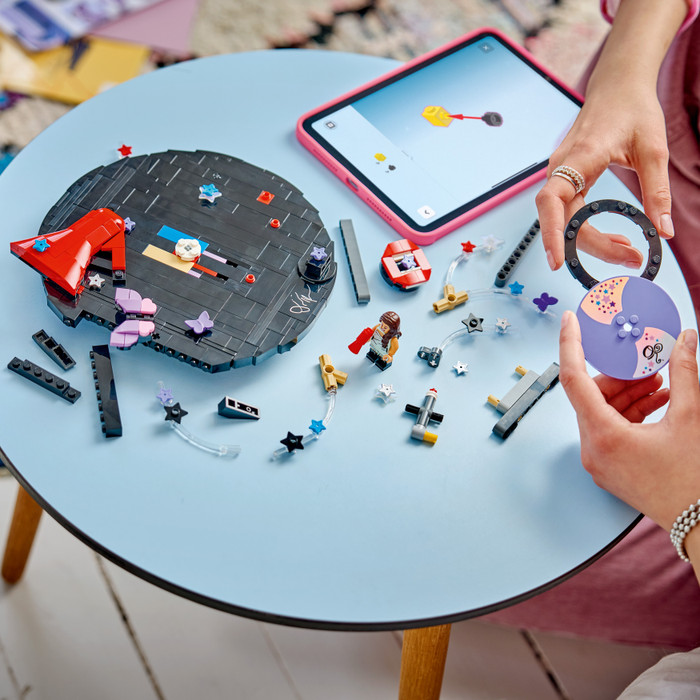 LEGO Editions Olivia Rodrigos Schallplatte 43028 detail