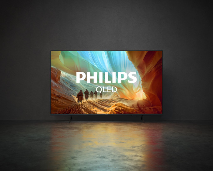 Philips QLED 55 inches PQS7801 (2026) product in use