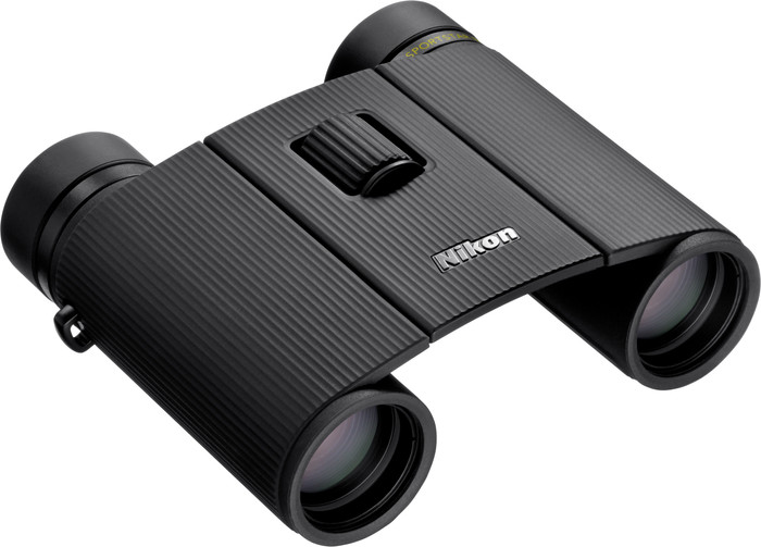 Nikon Sportstar EXII 8x25 vorne