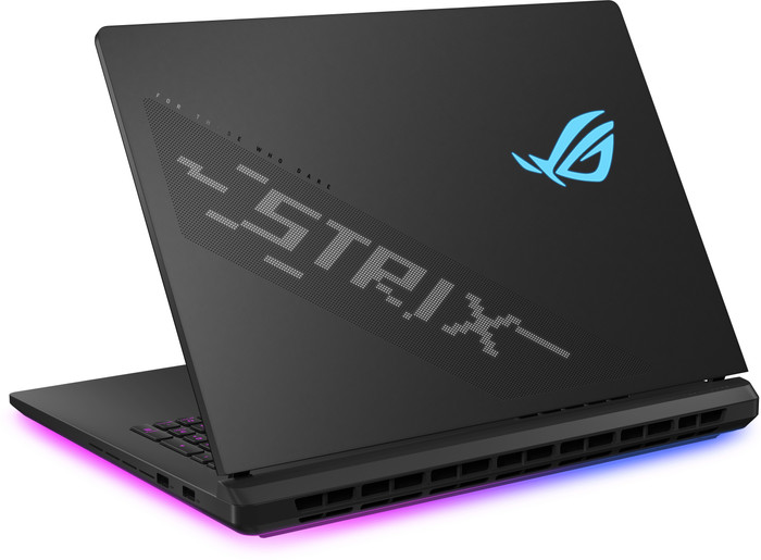 ASUS ROG Strix SCAR 18 G835LW-SA022W -18"-Intel Core Ultra 9 - 64GB RAM/4TB SSD - RTX 5080 rückseite