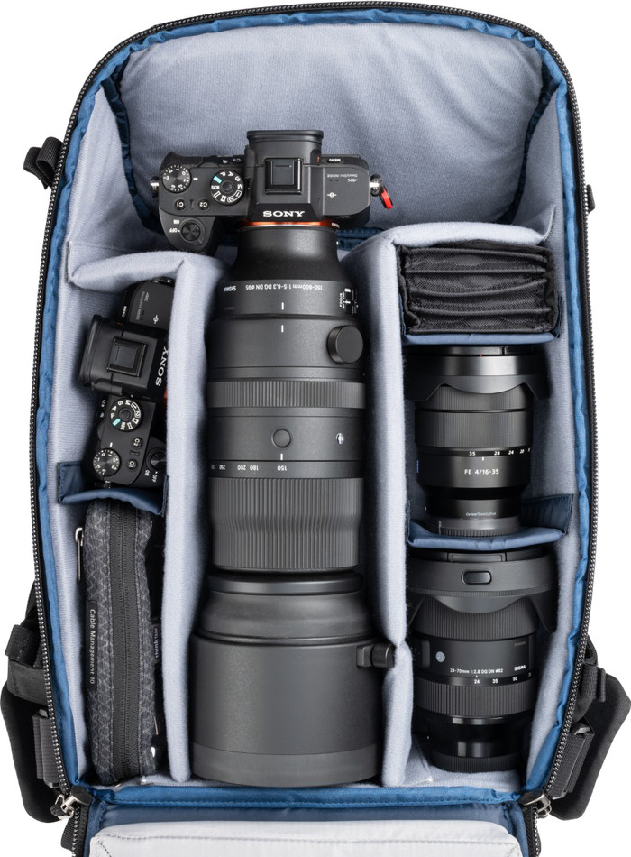 Think Tank DarkLight Reiserucksack 20L Schwarz innen